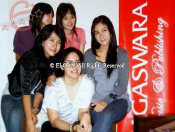 Elora Rilis Lagu Ingin Diceraikan