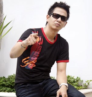 delon Delon Negeri Di Awan