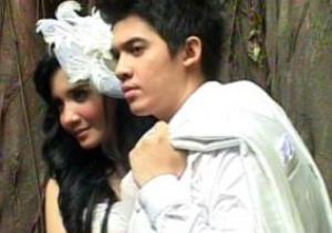 Zaskia & Irwansyah Pesta Dua Kali