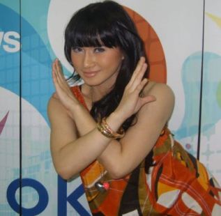 Amor : Lagu Dewiq Susah & Mahal!