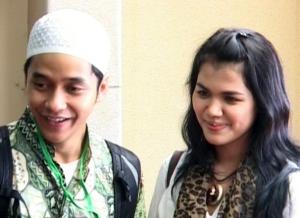 Adly Fairuz dan Pacar Barunya