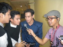 Photo-nge-Hietz-Aku-Bukan-Bang-Toyib-Wali-live-RCTI-radio-nagaswara-fm-radiotemen-bogor-tree-ji-05