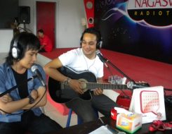 lets-play-live-interview-phoner-radio-nagaswara-fm-bogor-radiotemen-10-mei-2011-02