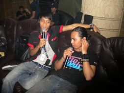 live-launching-brand-new-storm-bns-live-radio-nagaswara-fm-bogor-radiotemen-interview-studio-2-okem-laku-band