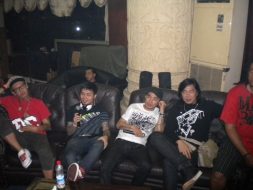 live-launching-brand-new-storm-bns-live-radio-nagaswara-fm-bogor-radiotemen-interview-studio-2-saint-loco-7