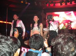 live-launching-brand-new-storm-bns-live-radio-nagaswara-fm-bogor-radiotemen-perform-amour-4