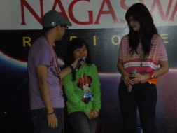 photo-live-temen-radio-souqy-audrey-08-mei-2011-radio-nagaswara-fm-bogor-radiotemen-13