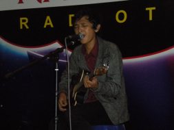 photo-live-temen-radio-souqy-audrey-08-mei-2011-radio-nagaswara-fm-bogor-radiotemen-41
