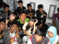 photo-live-temen-radio-souqy-audrey-08-mei-2011-radio-nagaswara-fm-bogor-radiotemen-46
