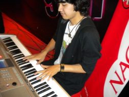 photo-live-temen-radio-souqy-audrey-08-mei-2011-radio-nagaswara-fm-bogor-radiotemen-50