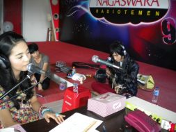 photo-nuri-maulida-phoner-interview-09-mei-201-radio-nagaswara-fm-bogor-radiotemen-26