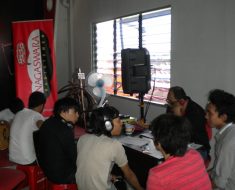 photo-we-so-happy-phoner-di-nagaswara-fm-02-mei-2011-bogor-radiotemen-18
