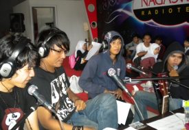 souqy-phoner-dan-live-interview-radio-nagaswara-fm-bogor-radiotemen-05-april-2011-05
