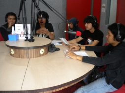 souqy-phoner-dan-live-interview-radio-nagaswara-fm-bogor-radiotemen-05-april-2011-11