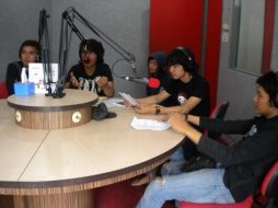 souqy-phoner-dan-live-interview-radio-nagaswara-fm-bogor-radiotemen-05-april-2011-16