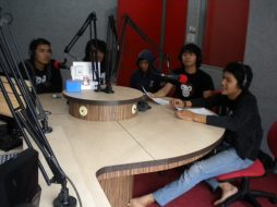 souqy-phoner-dan-live-interview-radio-nagaswara-fm-bogor-radiotemen-05-april-2011-21