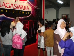 thito_live_temen_radio_nagaswara_fm_radiotemen_bogor_01_mei_2011_21