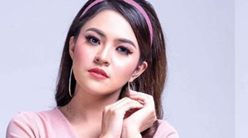 Baby Shima Mendapatkan Anugerah Gold Play Button 2020 Malaysia Baby Shima Mendapatkan Anugerah Gold Play Button 2020 Malaysia