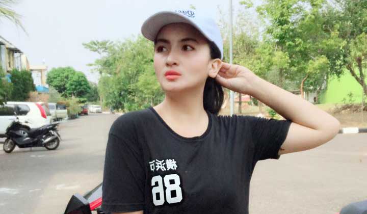 Dianna Dee Starlight Semakin Tertekan Semakin Seksi