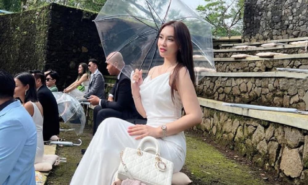 Puteri Juby Tidak Mudah Nyanyikan Lagu Mendiang Alda Risma