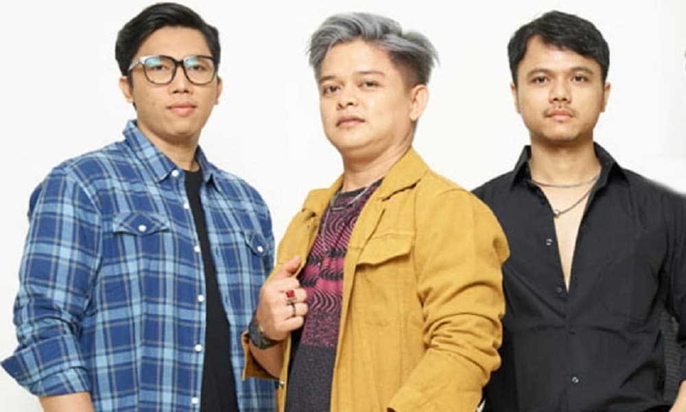 SEIS Band Tetap Semangat Formasi Tiga Personil