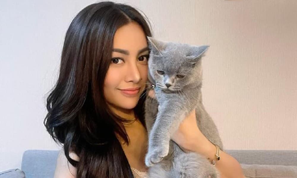 Mengatasi Rasa Kesepian Ala Hanindyta