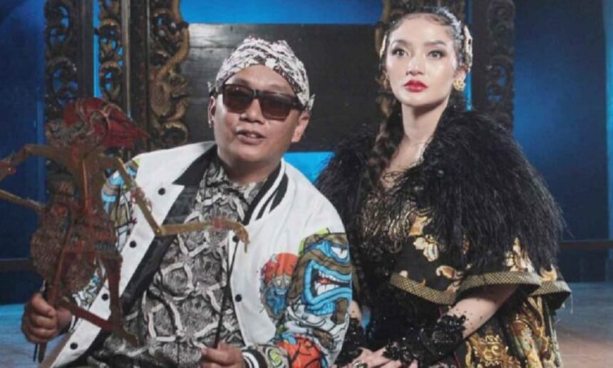 Etnik Tapi Tidak Merasa Unik Versi Yogi RPH