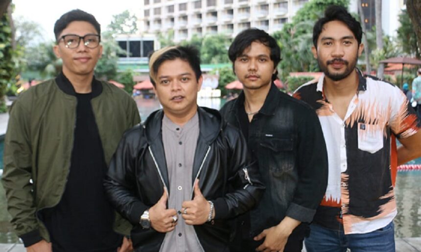 Festival Bekasi Menampilan SEIS Band
