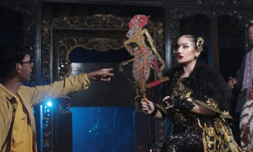 Tokoh Penghasut di Klip Terbaru Siti Badriah Tokoh Penghasut di Klip Terbaru Siti Badriah