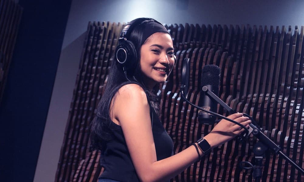Vanessa Goeslaw Tak Sanggup Jadi Penyanyi Dangdut