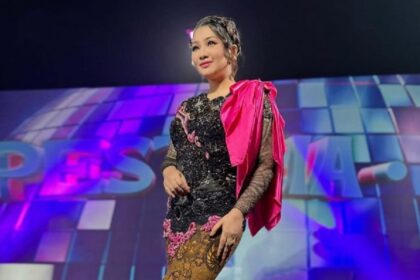 Fitri Carlina di AMI Awards 2023 Bersaing dengan Bunda Corla Fitri Carlina di AMI Awards 2023 Bersaing dengan Bunda Corla