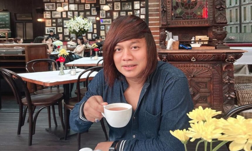 Ato Angkasa Sering Dikerubungi Para Penggemar