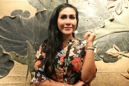 Batik bagi Ratu Meta Seperti Musik, Wajib Dikoleksi Batik bagi Ratu Meta Seperti Musik, Wajib Dikoleksi