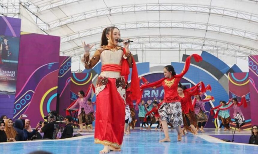 Sandrina Goyang Karawang Karnaval SCTV
