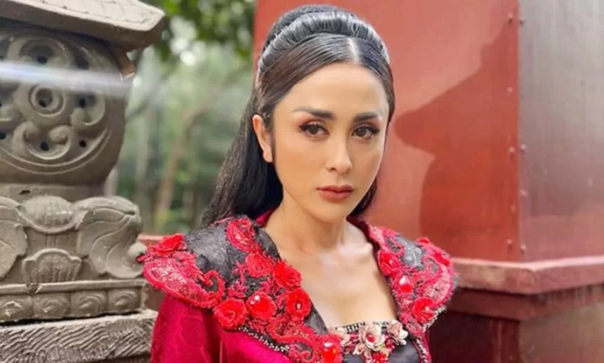 Selvi Kitty Selain Jadi Caleg Sibuk Main Film