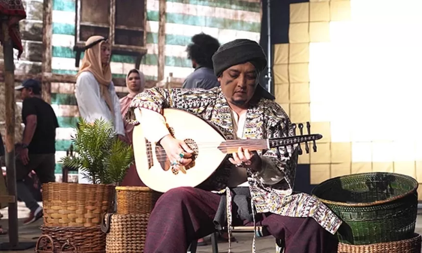 Apoy Cerita Sosok Wanita Idaman di Lagu Fatimah