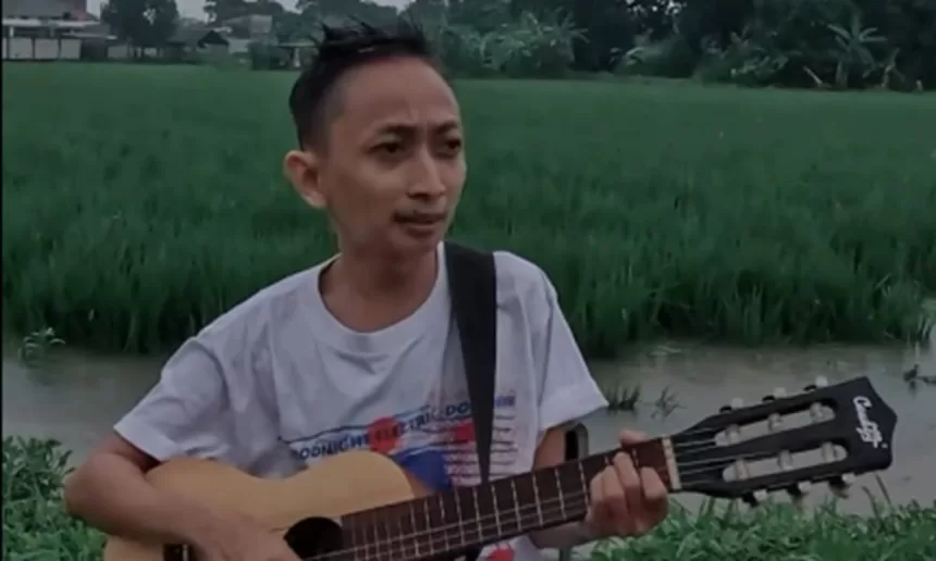 Omo Kucrut Jadi Rajin Dengerin Lagu Jawa