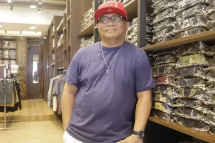Badai Membuat Lagu Selalu Pakai Hati Badai Membuat Lagu Selalu Pakai Hati