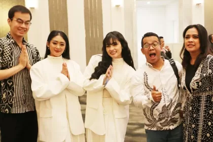 Duo Anggrek Perdana E Masbuloh di Acara AMDI