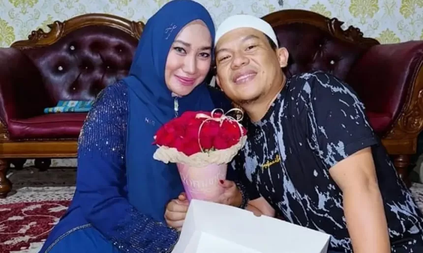 Faank Minta Doa Terbaik untuk Dia dan Istri