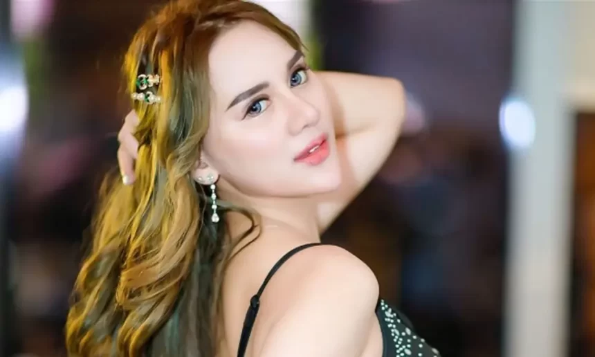 Resty Ananta Pilih Hafalin Lagu Saat Macet