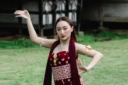 Ada yang Bilang Sandrina Mirip Barbie Jaipong