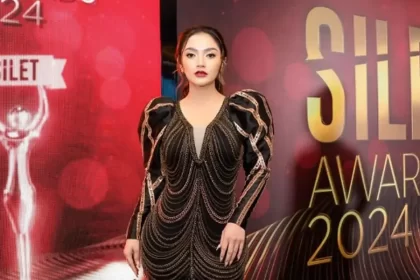 Siti Badriah Dukung Suami Beradu Akting Siti Badriah Dukung Suami Beradu Akting