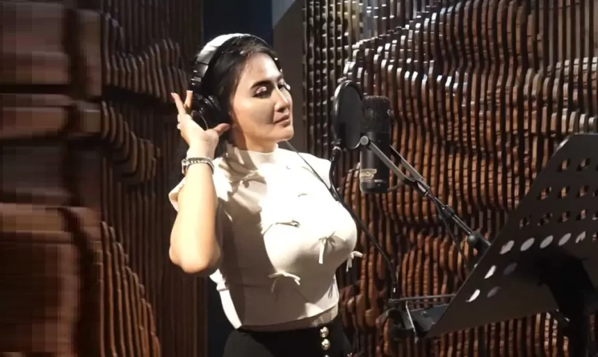 Dianna Dee Starlight Siapin Lagu Karya Yogi RPH Dianna Dee Starlight Siapin Lagu Karya Yogi RPH
