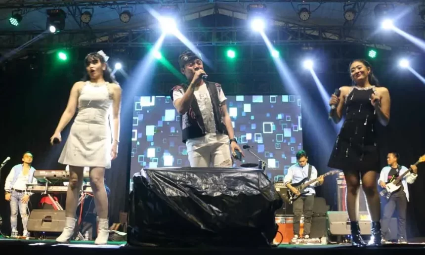 Meski Hujan Duo Anggrek Goyang Ciamis