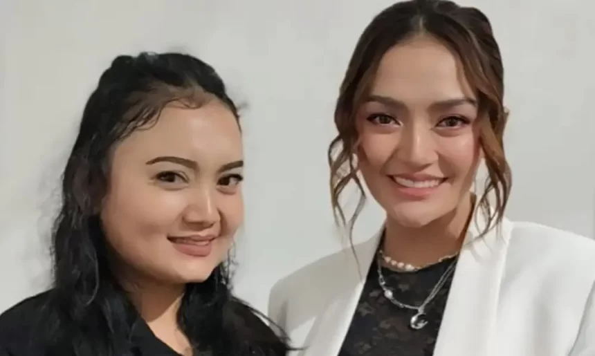 Siti Badriah Ketemu Fans yang Mirip Dirinya
