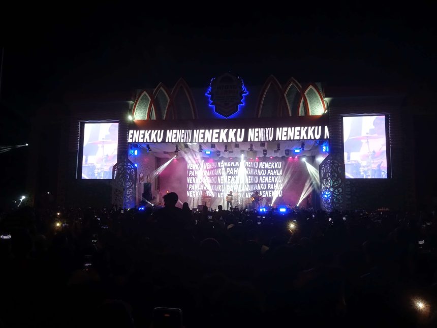 Penutupan Meriah MTQ VII KORPRI di Palangka Raya: Wali Band Guncang Panggung dengan Hits Andalan Penutupan Meriah MTQ VII KORPRI di Palangka Raya: Wali Band Guncang Panggung dengan Hits Andalan