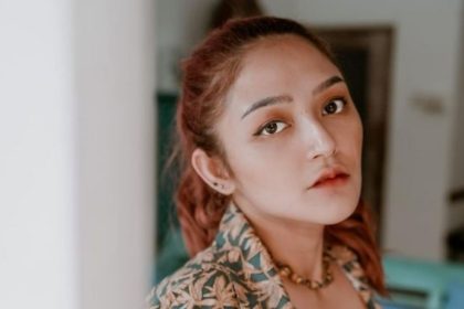 Siti Badriah: Perjalanan Karier dari Awal hingga Puncak Popularitas