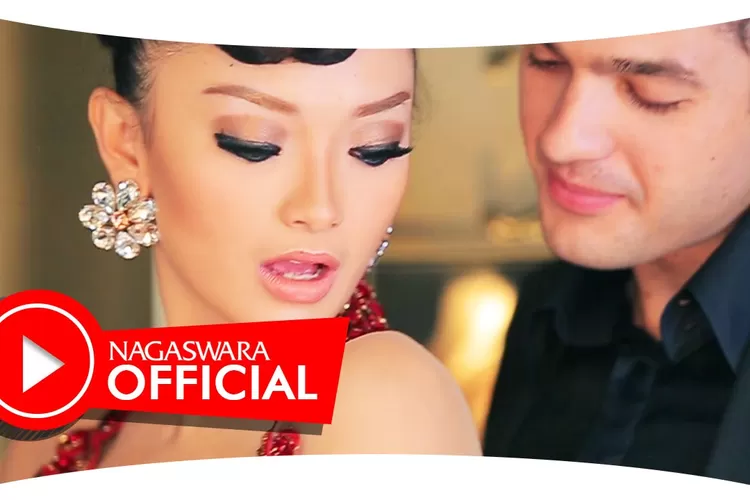 Zaskia Gotik Bang Jono dan Lagu Viral Yang Bisa Digoyang